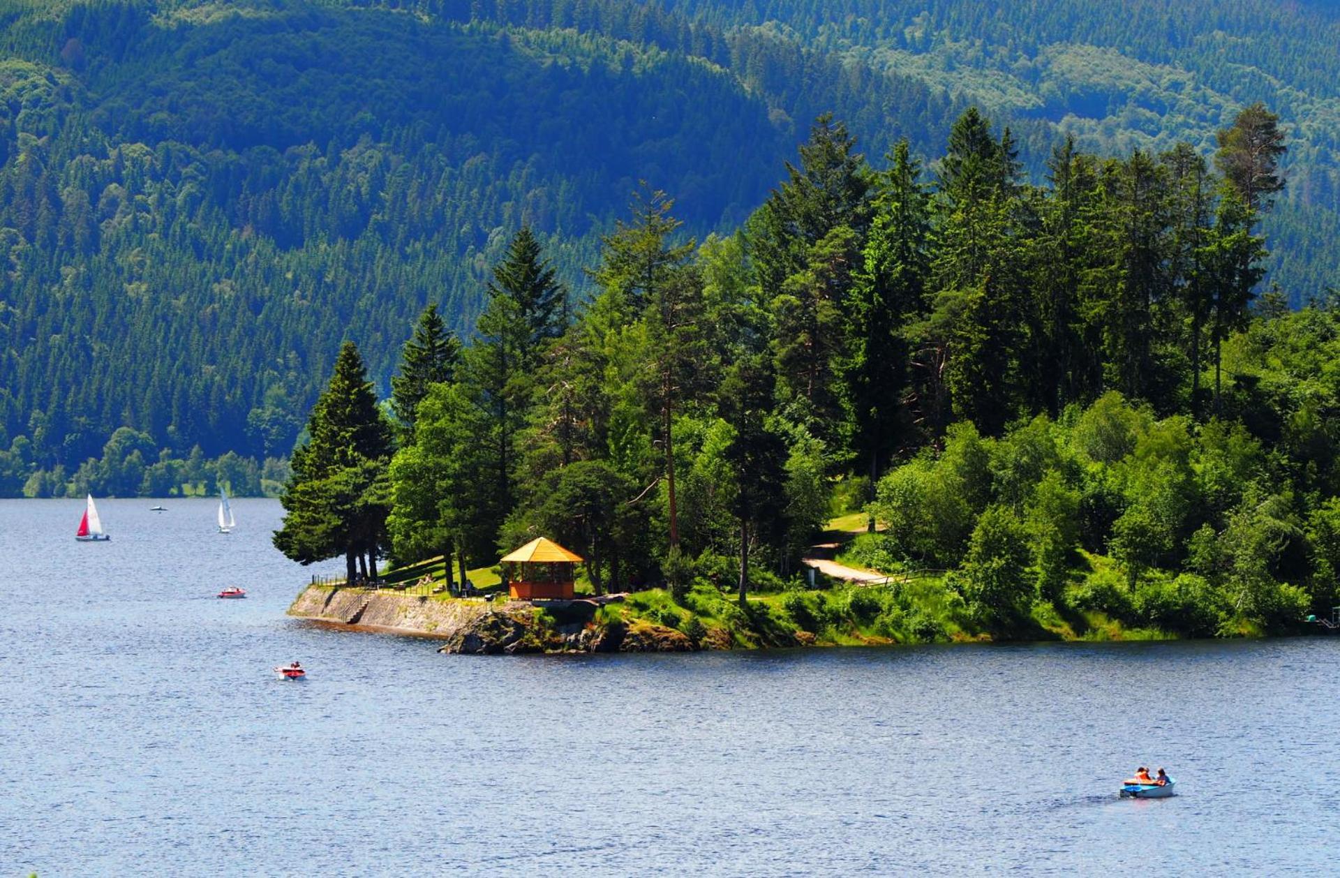 Naturidyll Am Fluss - Ferienhaus Albmatte - Grosser Garten Zum Grillen Und Entspannen-Direkt Neben Dem Radon Revitalbad Mit Sauna Und Thermalbecken 圣布拉辛 外观 照片